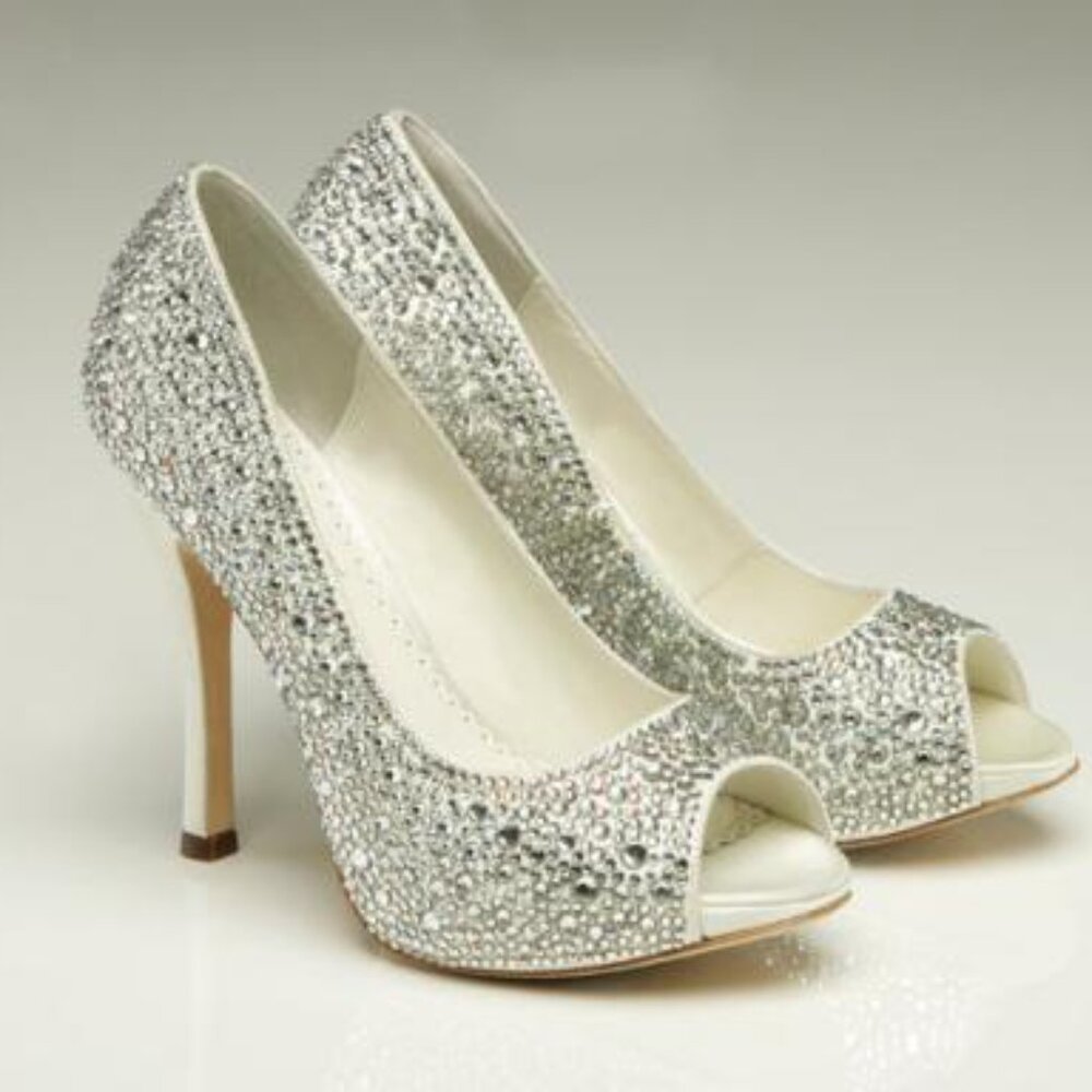 STUNNING BENJAMIN ADAMS RHINESTONE PLATFORM WEDDING HOLDAY HEELS SIZE 9.5 - Picture 1 of 3